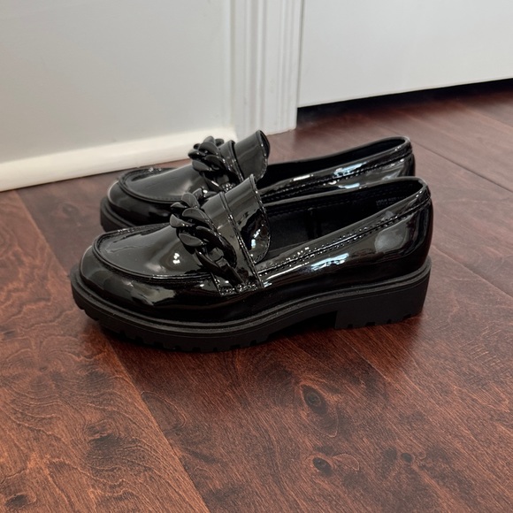 NEW Marc Fisher Black Patent Leather Platform Loafers Shoes Vegan Kids, sz 1 - Picture 3 of 7